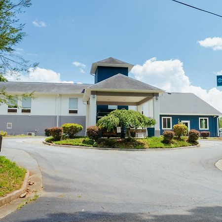 Clarion Pointe-Dillard Near Blue Ridge Mountains Hotel Exterior photo